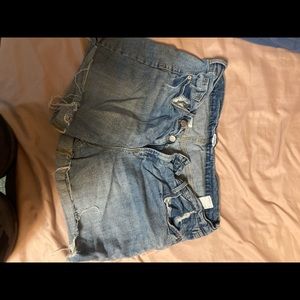 Old navy boyfriend shorts